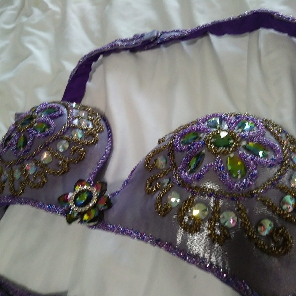 Belly dancer top & skirt set - Picture 3 of 4